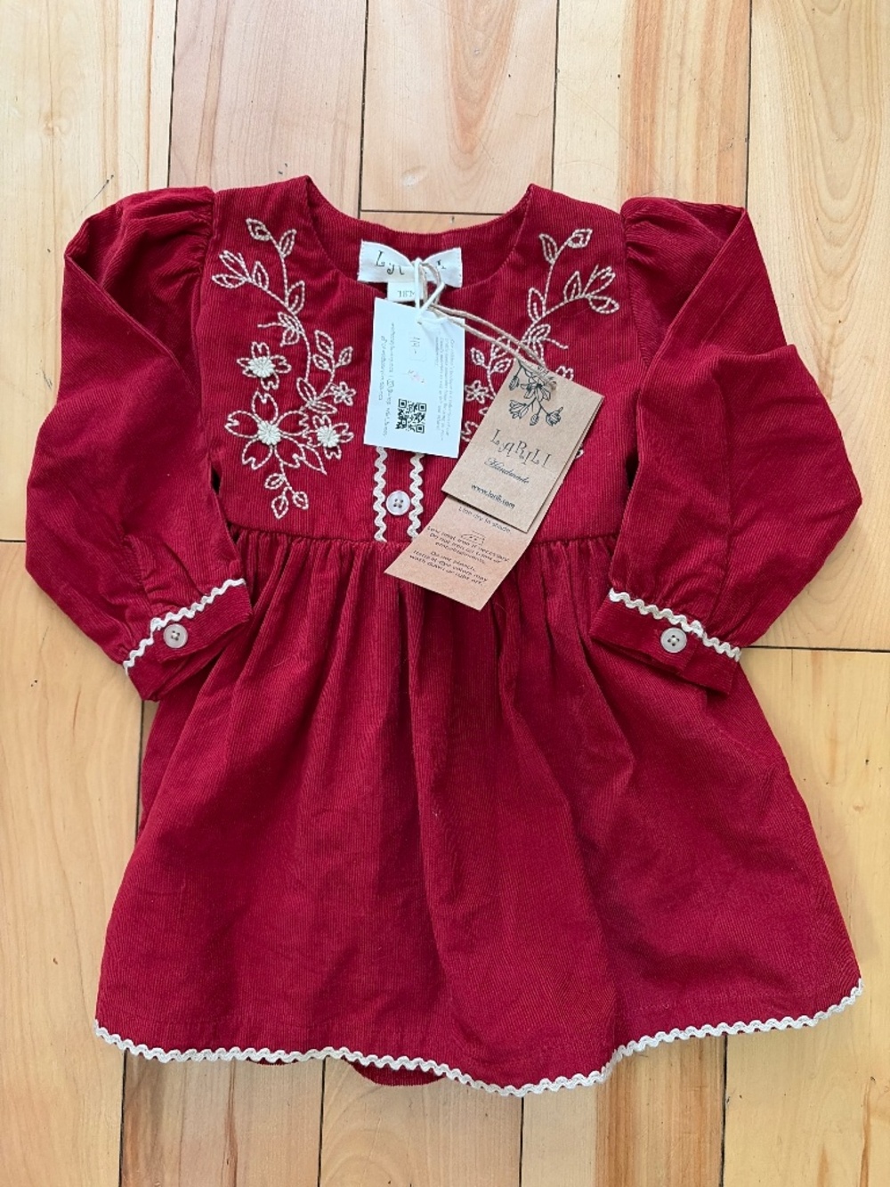 BMWT Larili Handmade 18m dress